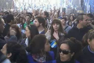Florencia Kirchner presenció el acto mezclada con el público
