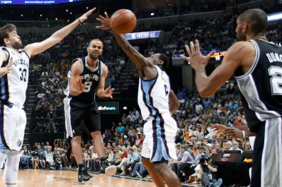 Los Spurs de Ginóbili brillaron y alcanzaron la final