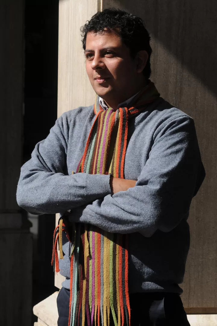 PREMIADO. Agustín Espinosa es el cantante de Al Fan desde hace tres años. LA GACETA / FOTO DE INES QUINTEROS ORIO 