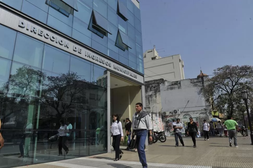 INGRESOS MUNICIPALES. El organismo recaudador constató que los recibos de la firma Basualdo eran truchos. LA GACETA / FOTO DE JORGE OLMOS SGROSSO (ARCHIVO)