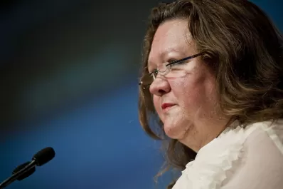 Millonaria pide que se esterilice a quienes ganan menos de U$S 100.000 al año