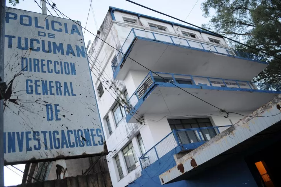 EN EL OJO DE LA TORMENTA. El edificio donde funciona la alcaidía de la Dirección General de Investigaciones está ubicado en Junín al 800. LA GACETA / FOTO DE DIEGO ARAOZ 