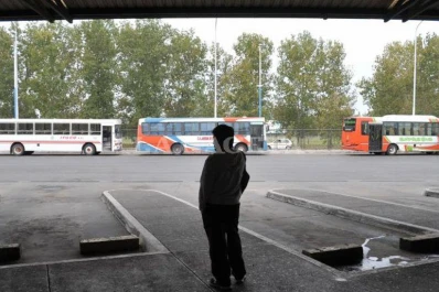 Se levantó el paro de colectivos de larga distancia