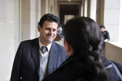 Descubrieron a un camionero que llevaba una menor