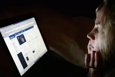 Los chicos dejan Facebook para evitar el control paterno