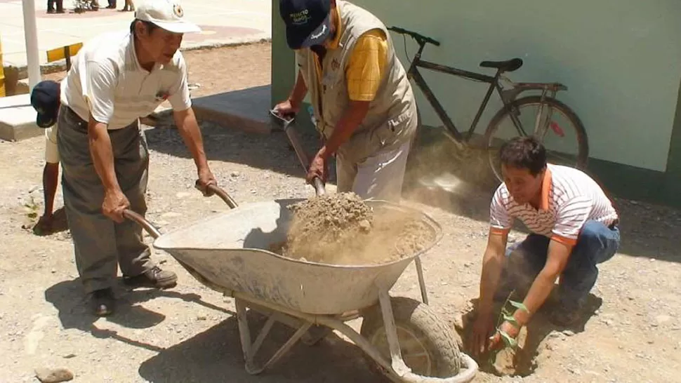 PREPONDERANTE. El sector de la construcción es motorizador del empleo en la Argentina. FOTO TOMADA DE LANOTICIAYA.COM