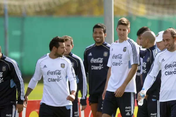 Messi entrenó y sería titular ante Colombia