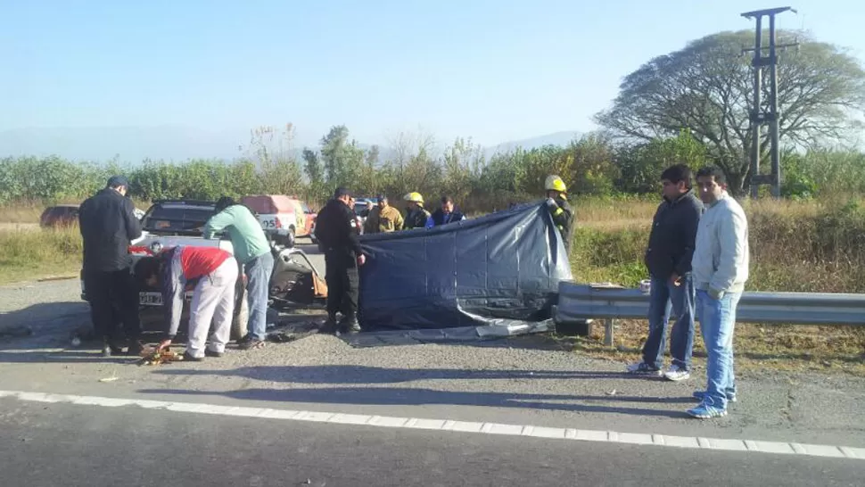 TRAGEDIA. El conductor de la rastra cañera que participó del accidente no detuvo la marcha. LA GACETA / JUAN PABLO DURAN VIA MOVIL