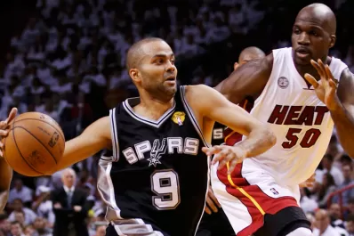 El increíble doble de Tony Parker