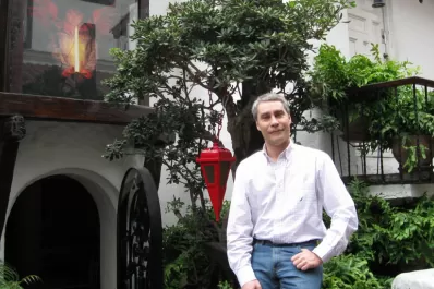 Santa Evita tuvo cuatro o cinco versiones