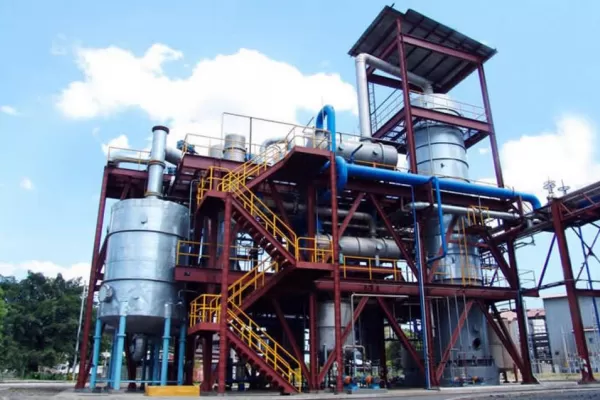 Presentan proyectos para el tratamiento de la vinaza