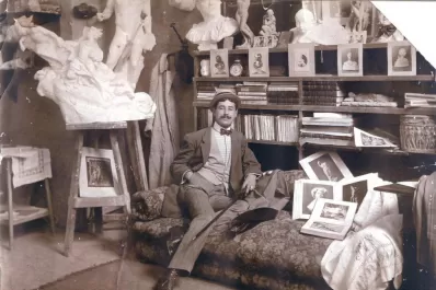 Breve gloria y largo olvido de Parábola