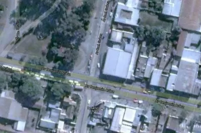 Un auto y un colectivo chocaron en el parque 9 de julio