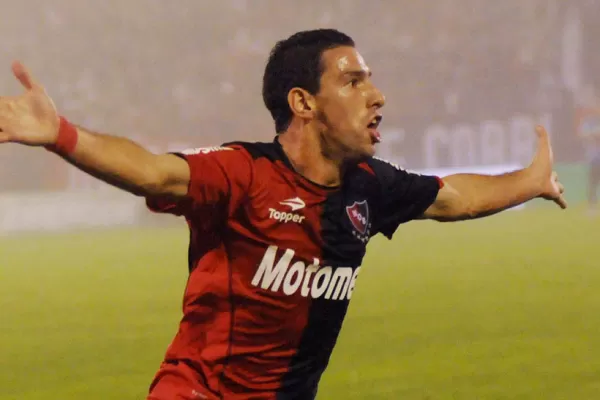 Newell's aplastó a Unión y dio otro paso hacia el título