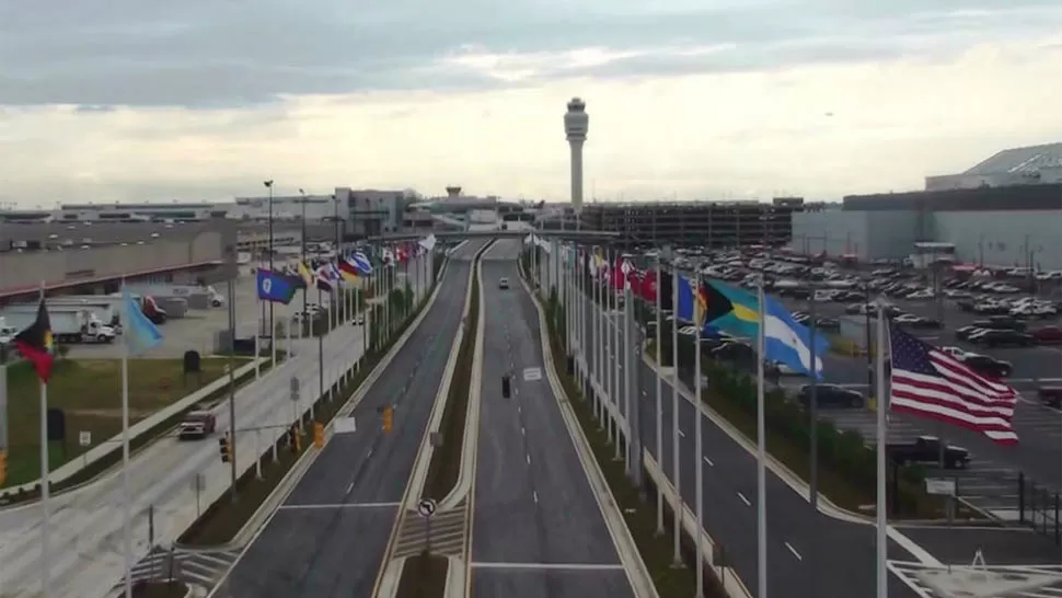 SIN ACTIVIDAD. El aeropuerto fue evacuado. FOTO DE ATLANTA-AIRPORT.COM