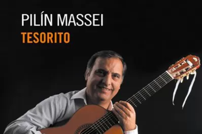 Una guitarra de claro sonido que canta sin cesar