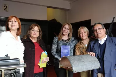 Entre los jazmines de la Casa Histórica leerán sus poemas y se encontrarán en la palabra