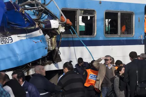 Detuvieron a los conductores de ambos trenes y a sus acompañantes