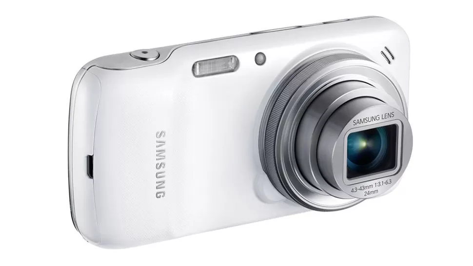 NOVEDOSO. Así se ve la parte trasera del Samsung Galaxy S4 Zoom. FOTO TOMADA DE MASHABLE.COM