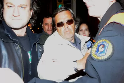 Luego de 14 horas, la familia de Ángeles Rawson se retiró de la fiscalía