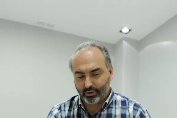 El campo replantea si apoyará a la UCR o al PRO