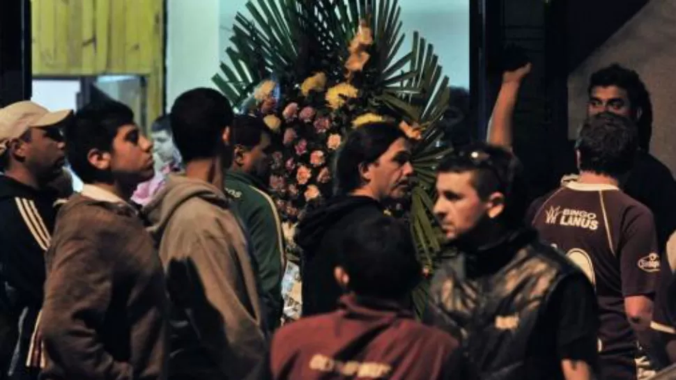 LIBERADO. El policía detenido el lunes tras la muerte del hincha de Lanús Javier Gerez, ocurrida en el Estadio de La Plata, fue liberado por orden de una jueza de Garantías de esa ciudad. TELAM