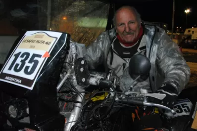 Llegó Miguel Reginato a Catamarca, Andrés y Miguel (h) están parados por problemas mecánicos