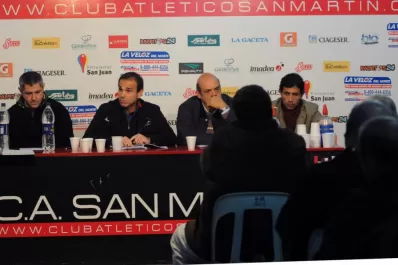 La gestión avanza, pero la situación económica es grave