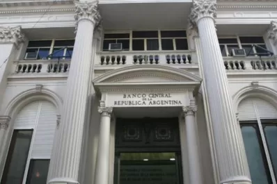 Pese a la vigencia del cepo cambiario, el Central tiene cada vez menos reservas