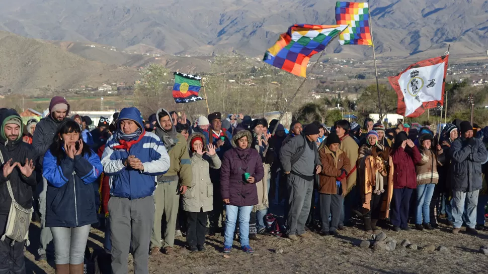 CEREMONIA. Los asistentes esperaron la salida del sol. GENTILEZA JAVIER ASTORGA