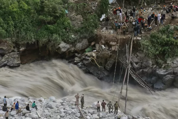 India: Ya son más de 550 los muertos por inundaciones