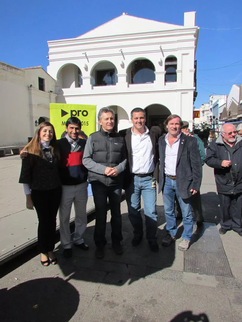 EN SALTA. Costa, Diosquez, Macri, Colombres Garmendia y Bleckwedel. PRENSA PRO 