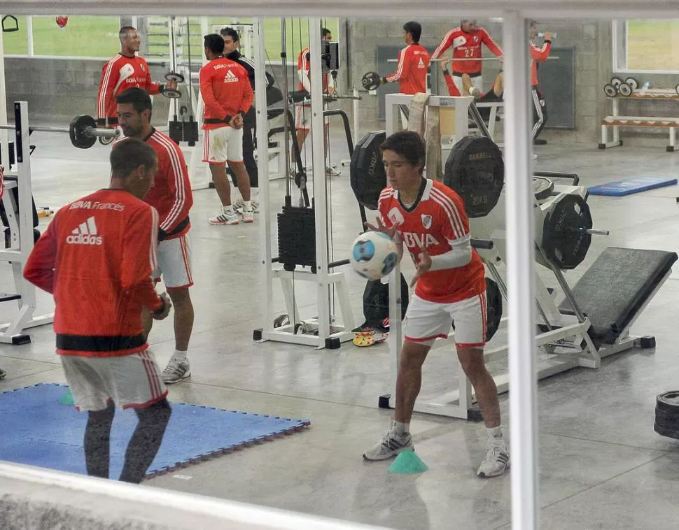 EL MOMENTO TAN DESEADO. El tucumano Matías Kranevitter jugará su primer partido como titular de River en el torneo. 