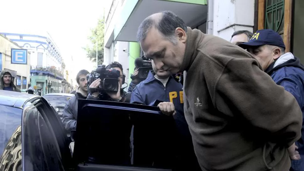 COMPLICADO. El portero del edificio de Ángeles quedó detenido. DYN