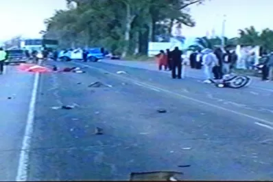 Dos motociclistas murieron en un confuso accidente en la ruta 38