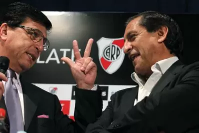 Passarella, a Díaz: Si le traemos los refuerzos, va a tener que ser campeón