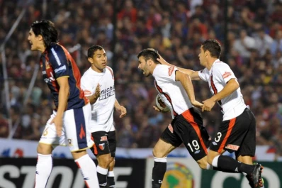 Gigliotti hace todo lo posible para ir al Xeneize