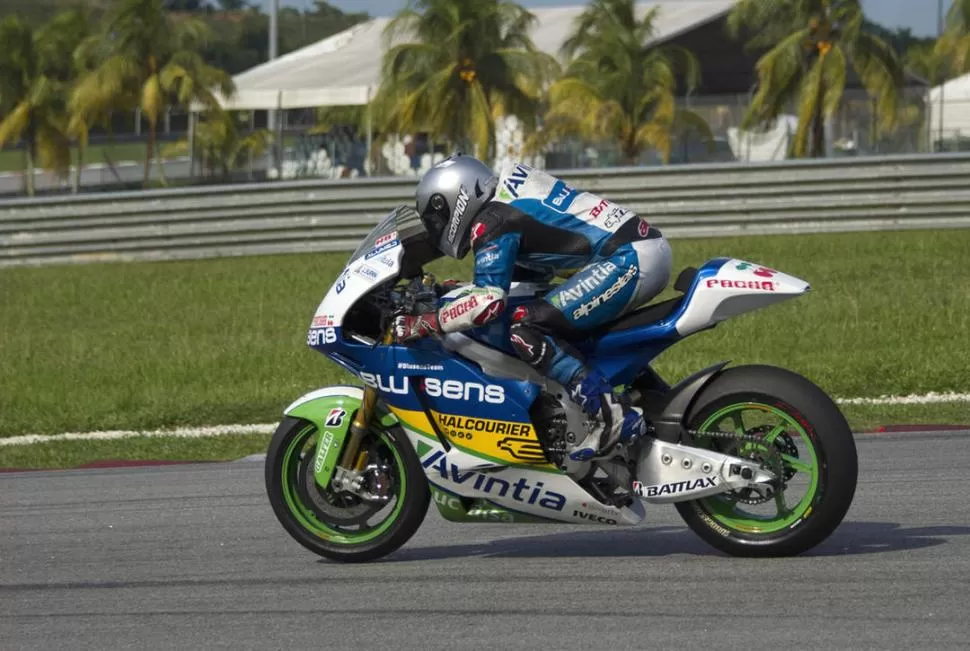 UN VISITANTE. El español Héctor Barberá llegó a MotoGP en 2010. Hoy corre para el Avintia Racing, pilotando una CRT. 