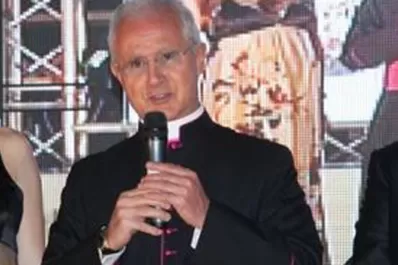 Corrupción en el Vaticano: detienen a un obispo