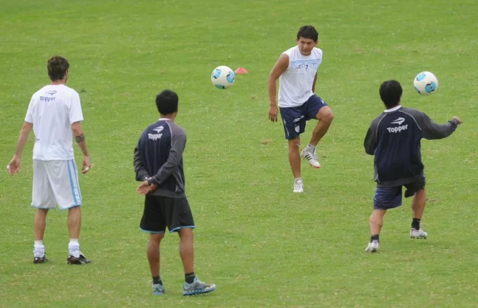 POSTAL. Rodríguez dejó todo en el decano. Dice que ahora llegó el momento de probar su suerte en otro club. 