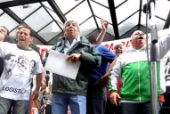 Camioneros paran el lunes contra el impuesto a las Ganancias