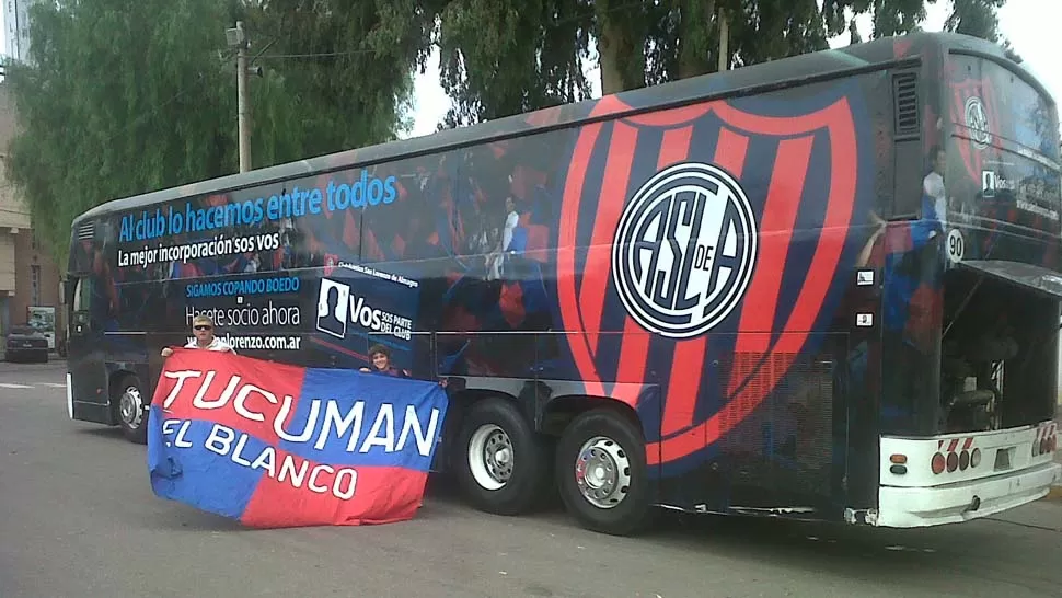 VISITA. Los tucumanos hinchas del Ciclón tendrán la oportunidad de hacerse socios del club. FOTO GENTILEZA FILIAL RAFAEL ALBRECHT TUCUMÁN SAN LORENZO DE ALMAGRO