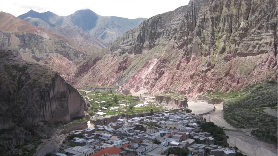 ALTA MONTAÑA.  La escuela salteña 4.236, situada en una zona de alta montaña y extremadamente aislada, ya que no cuenta con camino de acceso, en el paraje Sala Esculla del departamento de Iruya.
