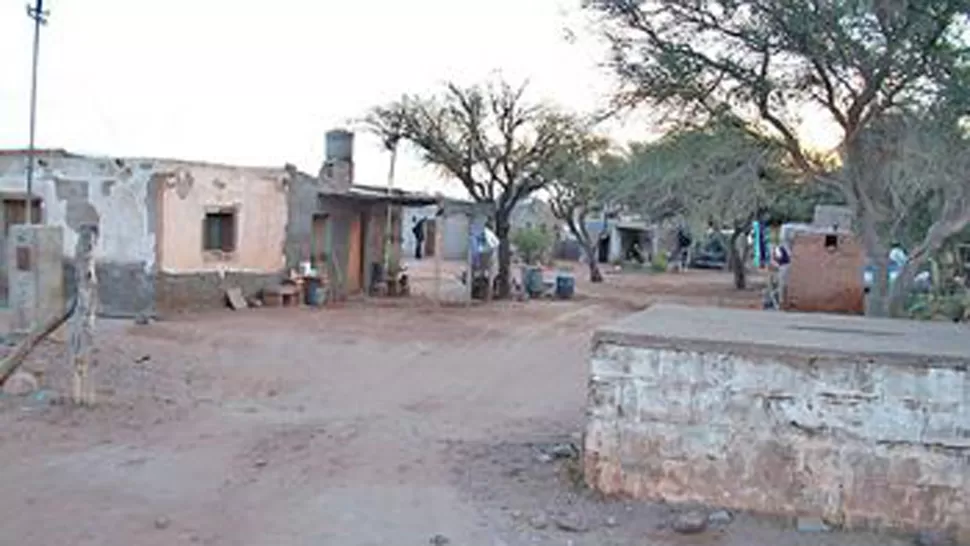 HUMILDAD. Esta es la vivienda de la madre de Ledo, el conscripto desaparecido en los años 70. FOTO TOMADA DE ELINDEPENDIENTE.COM