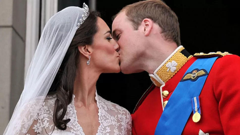 Kate Middleton y el Príncipe William. ARCHIVO