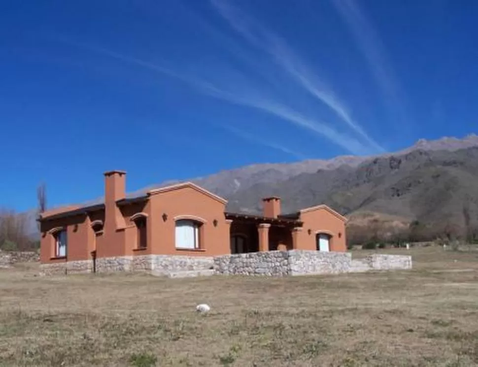  San José de Chasquivil. 
2.200 m.s.n.m. Nueve horas. Aquí se erige la posada Las Queñuas.