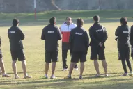 Roldán se guarda las cartas