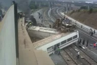 Mas de 50 muertos en el descarrilamiento de un tren