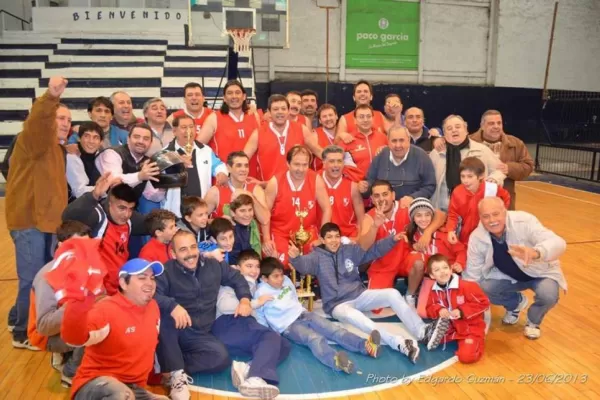 Independiente levantó el trofeo de campeón