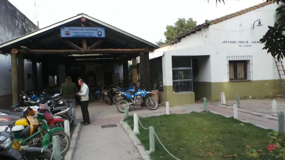 LUGAR. En la Brigada Norte de la Policía de Tucumán se realizó un procedimiento y quedaron detenidos 30 efectivos. LA GACETA / FOTO DE JOSÉ INESTA